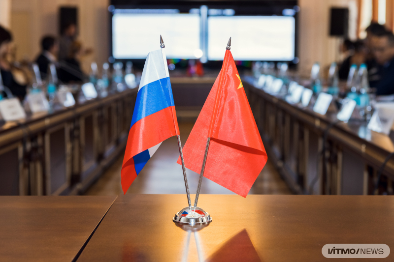 Университет ИТМО стал инициатором создания альянса в сфере ИИ между Россией и Китаем